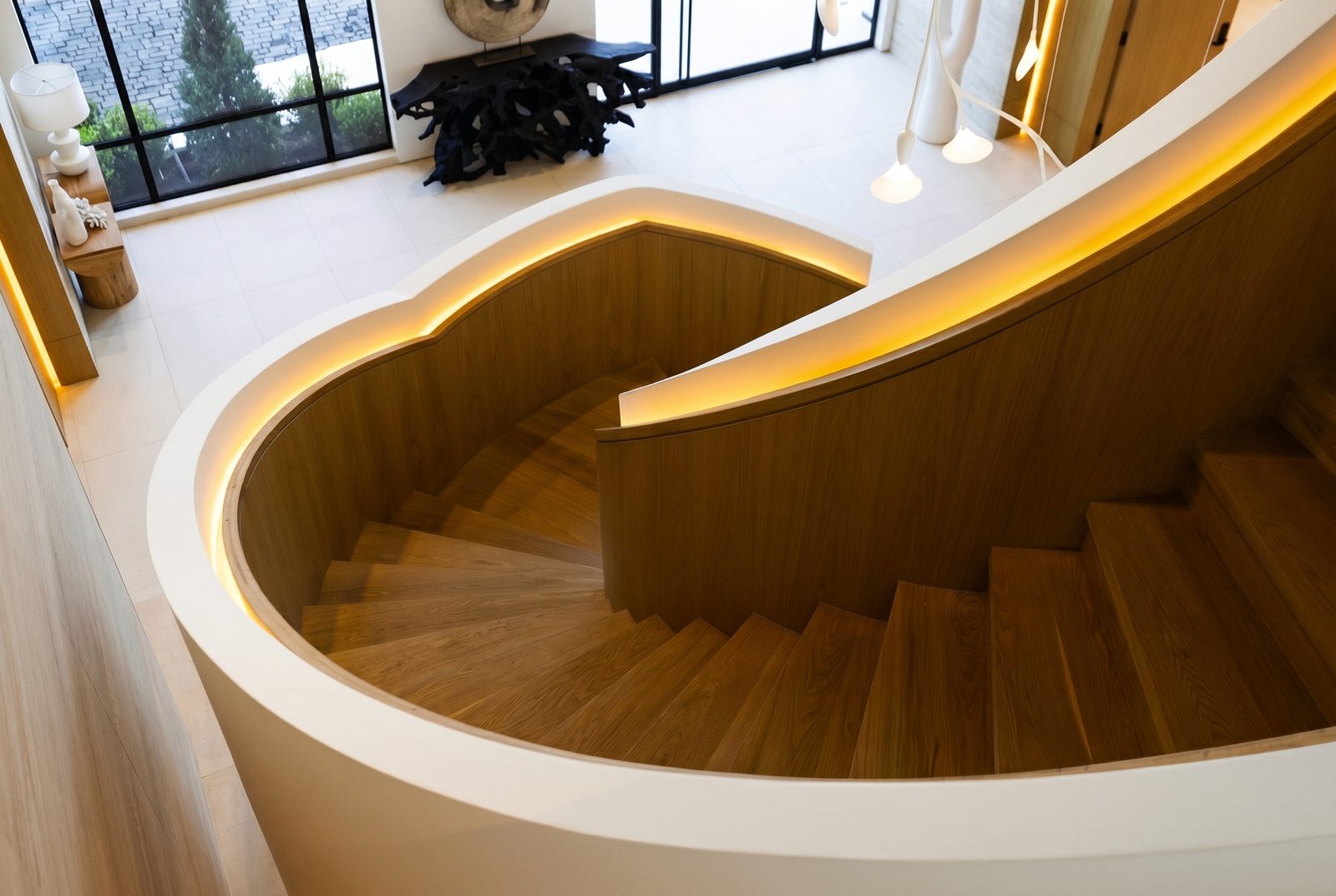 Oliveto Vale, Bel-Air residence by Beverly Hills One — staircase from above